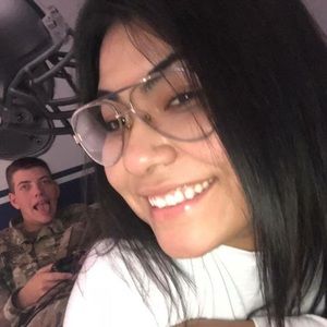 Meet your Posher, Natselenne